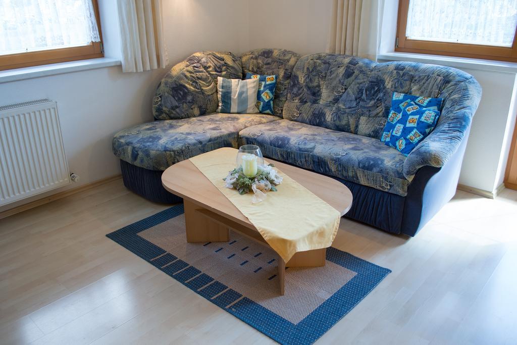 Ferienwohnung Biechl-Hauser Doris Sankt Ulrich am Pillersee Habitación foto